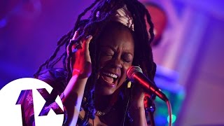 Soul II Soul - Keep On Movin&#39; (1Xtra Live Lounge)