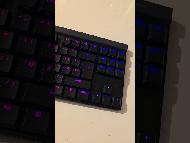 Vídeo relacionado con Logitech G G515 TKL teclado con cable para gaming de perfil bajo, RGB totalmente personalizable, teclas PBT de doble moldeado, Spanisches QWERTY-Layout - Negro