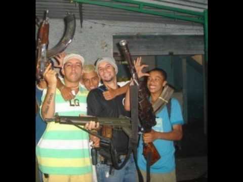 Los Favoritos de sinaloa-La A y La N (2010)