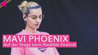 Mit MAVI PHOENIX auf dem Roskilde Festival (Interview)