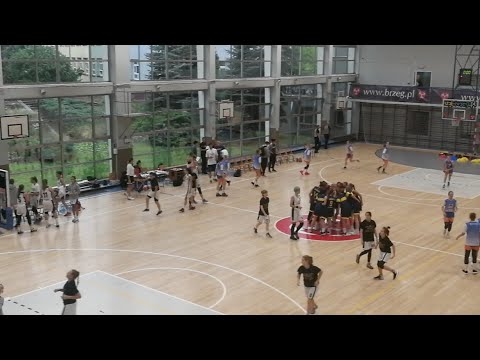 Dzień 1: MLKS MOS Rzeszów – MUKS Poznań