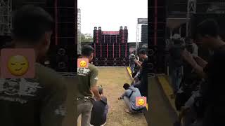 Download lagu speaker terbesar mp3