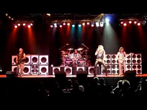 The Atomic Punks (Van Halen Tribute) - Romeo Delight (Las Vegas 1-19-13).mp4