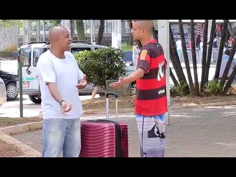 Rapazes acham que vão se dar bem e acabam em maus lençóis