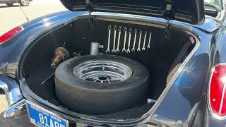 1960 Chevrolet Corvette-Trunk