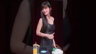 Download lagu chaeryeong Lee Pikki pikki Cheerleader dance ￼￼itzy fan meeting sessions #cheerleader #kiatigers mp3