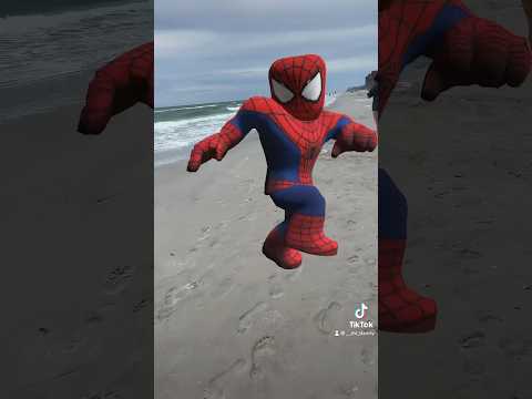 Spider-Man gets sturdy at the beach ! #hashtag #worldrecord #spiderman #beach #trending #sturdy