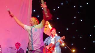 Switchfoot - Joy invincible, song medley, your love is a song - 10.24.19