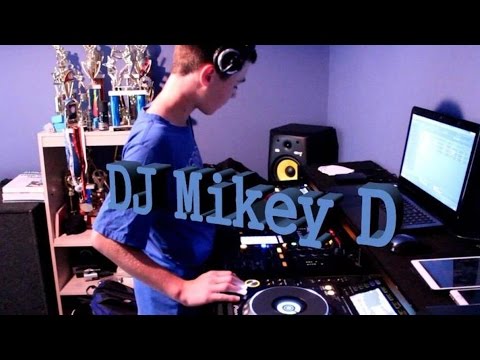 DJ Mikey D Mixing Electro House