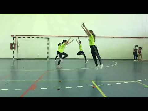 Roata fara maini in sincron cu Steliana Stoenescu