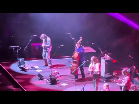 Billy Strings w/ Michael Cleveland (fiddle) - Baltimore Johnny, KFC Yum Center 12/6/25 @MB_Music01  