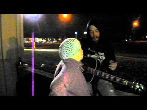 90 PROOF TWANGS JOSH BROCK SINGS TO A 90 YEAR OLD FAN AND SHE SINGS TO HIM...ENJOY!!!