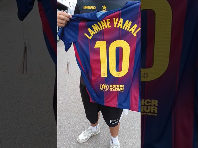 Vídeo relacionado con MINIX COLLECTIBLE FIGURINES Llavero 7 Cms Pedri De FC Barcelona, Rojo Y Azul, S, 10578