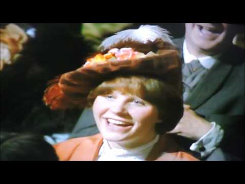 Sir Ken Dodd OBE Good Old Days 10th Jan 1978