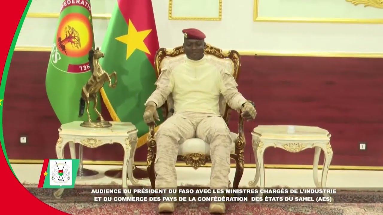 Burkina Faso : le Président Ibrahim Traore reçoit les ministres chargés du Commerce de l’AES
