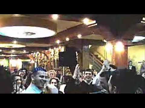 Avni Deliu -Qka m'ka Syri qe m'loton