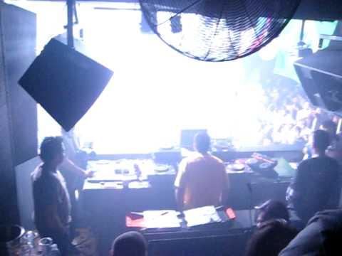 MARIO CALEGARI @ PACHA MADE IN BRASIL vs MADE IN COLOMBIA