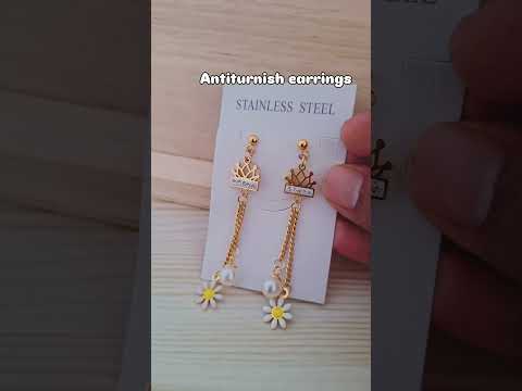 Golden antiturnish earrings stainlesssteel