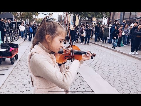 Violinista De 11 Años Interpreta Una Tema De Celine Dion