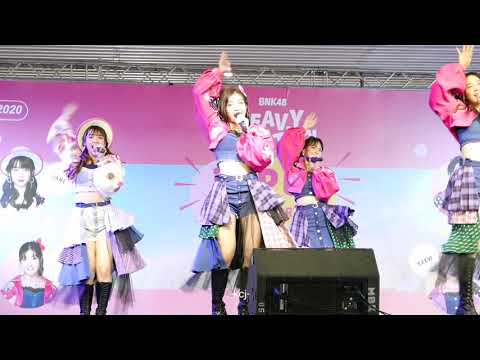 [Fancam] BNK Festival(Jennis Focus), Heavy Rotation Pop-up concert & Hi-touch, MBK Center, 10Oct2020