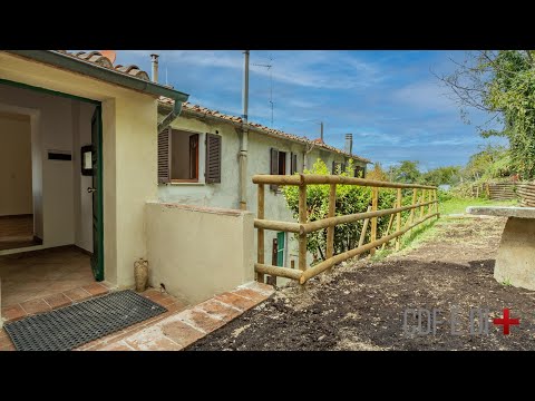 Visita dell'immobile | Massa Marittima GR, Italy | Appartamento indipendente con GIARDINO in centro