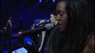 Laura Pausini - Amores Extraños (en vivo) World tour 2001 - 2002