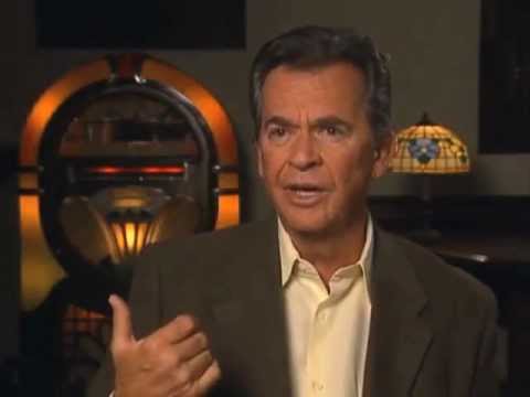 Dick Clark discusses working on "The (New) $25,000 Pyramid" - EMMYTVLEGENDS.ORG