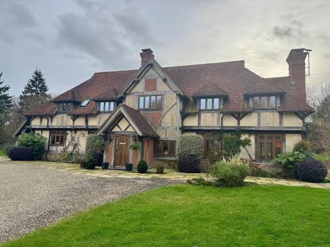 Hayne Barn Estate, Saltwood, Hythe, Kent, CT21 4EH - March 2026 Auction