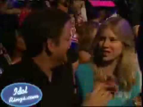 Syesha Mercado - Hit Me Up