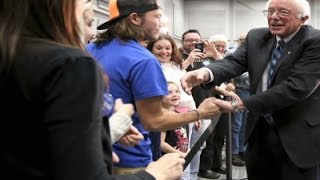 Bernie Sanders Vows to Break Up Banks