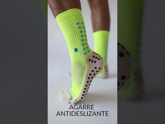 Vídeo relacionado con Betrynidil 3 Pares Calcetines Deportivos Con Agarre Total - Antideslizantes Para Fútbol, Tenis, Yoga - Hombre (39-46) (Blanco)