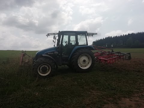 Saatbeet bereiten und Erbsen säen