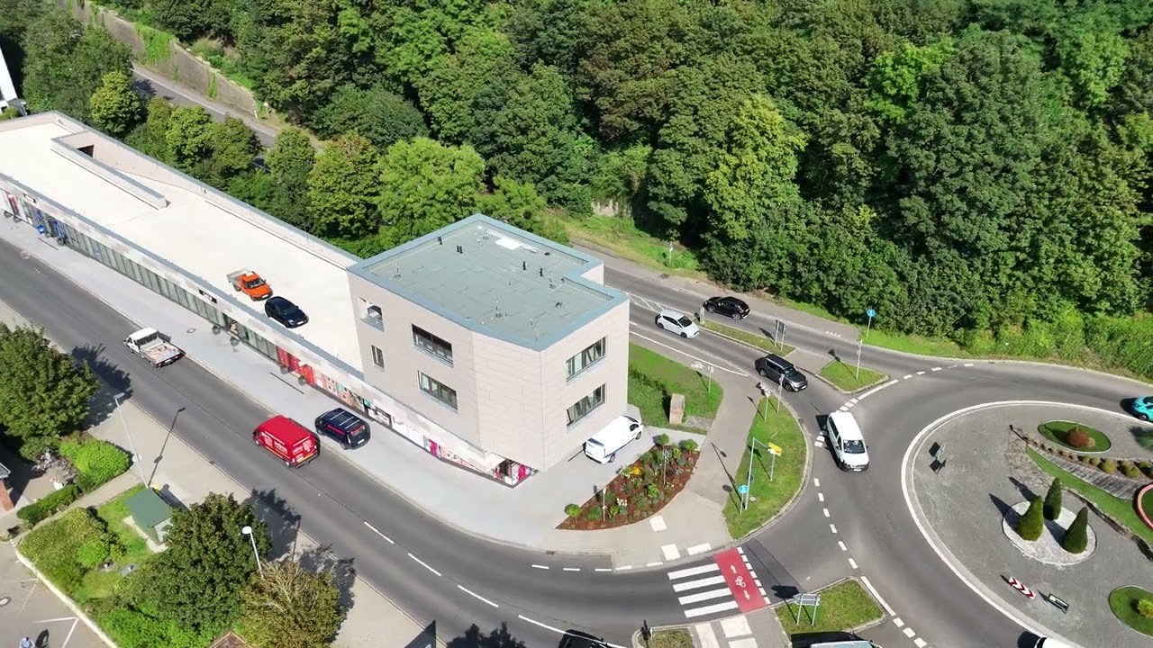 Drohnenaufnahme des Gebäudes