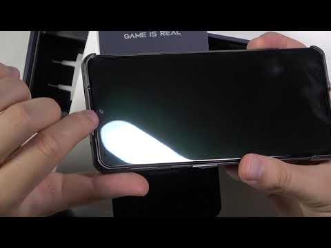 Does Xiaomi Black Shark 4 from European Distribution have a Factory Screen Protection?