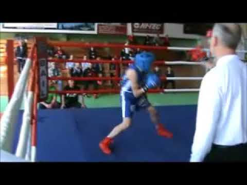 Kacper Matusiak (TS Czarni Góral Żywiec)  -  Szczepan Ficoń (KB Ring Bielsko-Biała)