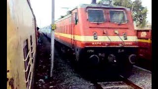 preview picture of video '[IRFCA] Navjeevan overtakes EMU @ Ponneri!!'