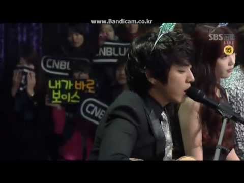 121209 Yonghwa(with Kigwang & IU Special Stage) - 겨울아이.avi