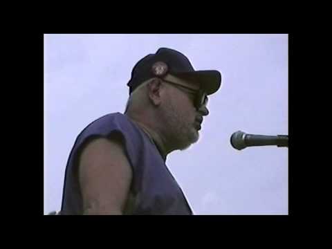 Woodstock, 1999, Yasgur's Farm, Bethel, NY. (08/13/99) Part 3  [Elliott Tiber ;  speaking]
