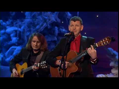 download lagu mp3 mp4 Blue Spanish Eyes In Spanish, download lagu Blue Spanish Eyes In Spanish gratis, unduh video klip Blue Spanish Eyes In Spanish