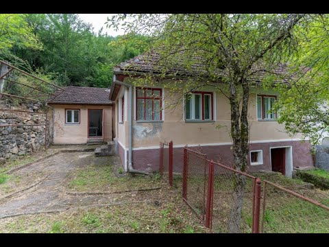 Vandut!!!Casă de vacanta cu livada, Govajdia, jud. Hunedoara