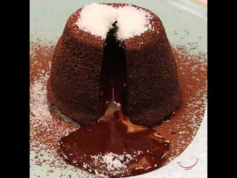 Advertising recipe video with sound effect Lava cake with milk ESL