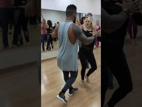 Gusttavo Lima - Milu - Edelmiro Bachata Classes 11.10.19