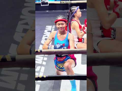 เลือดนักสู้มันอยู่ในครอบครัวเราอยู่แล้วแพ้ชนะไม่สำคัญสำคัญคือกล้าขึ้นเวทีสู้ 🥊