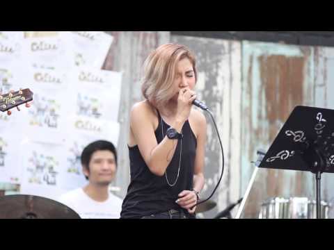 ความอ่อนแอที่มัน ธ อร์ค้อนอัญมณี