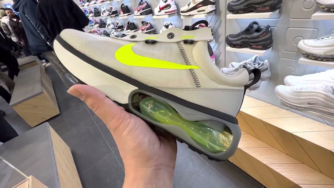 Watch video NIKE AIR MAX 2021 SUMMIT WHITE / VOLT - PHOTON DUST Now NIKE AIR MAX 2021 SUMMIT WHITE / VOLT - PHOTON DUST