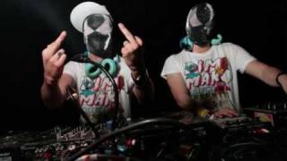 The Bloody Beetroots - Yeyo (feat. Raw Man)