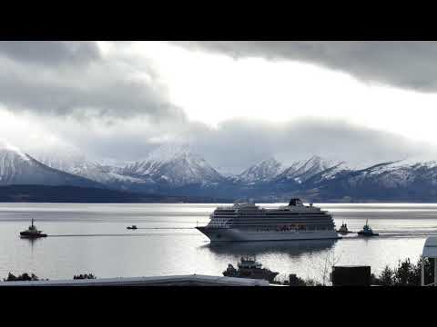 Viking Sky Arrive Molde Mars 24 2019