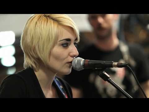 Jessica Lea Mayfield - Our Hearts Are Wrong (Live on KEXP)