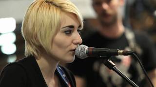 Jessica Lea Mayfield - Our Hearts Are Wrong (Live on KEXP)