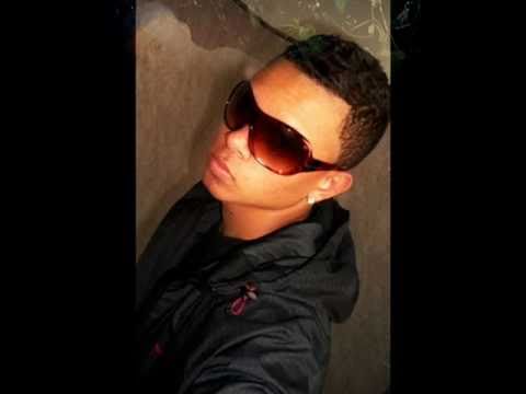 Mc Marcelly e Mc Rock Ti Pock - duas curta e uma longa (♫)